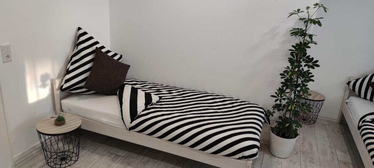 Schoene Und Optimal Gelegene Wohnung Weisskirchen Extérieur photo