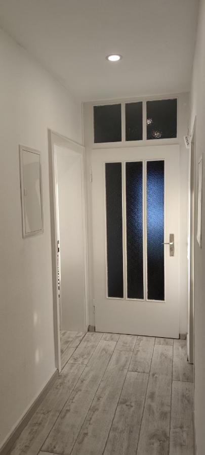 Schoene Und Optimal Gelegene Wohnung Weisskirchen Extérieur photo